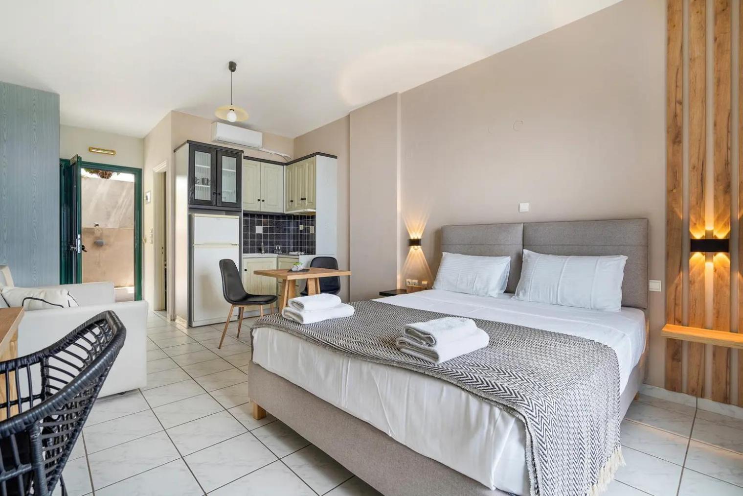 Sunset Premium Studio B Ayios Nikitas Ngoại thất bức ảnh